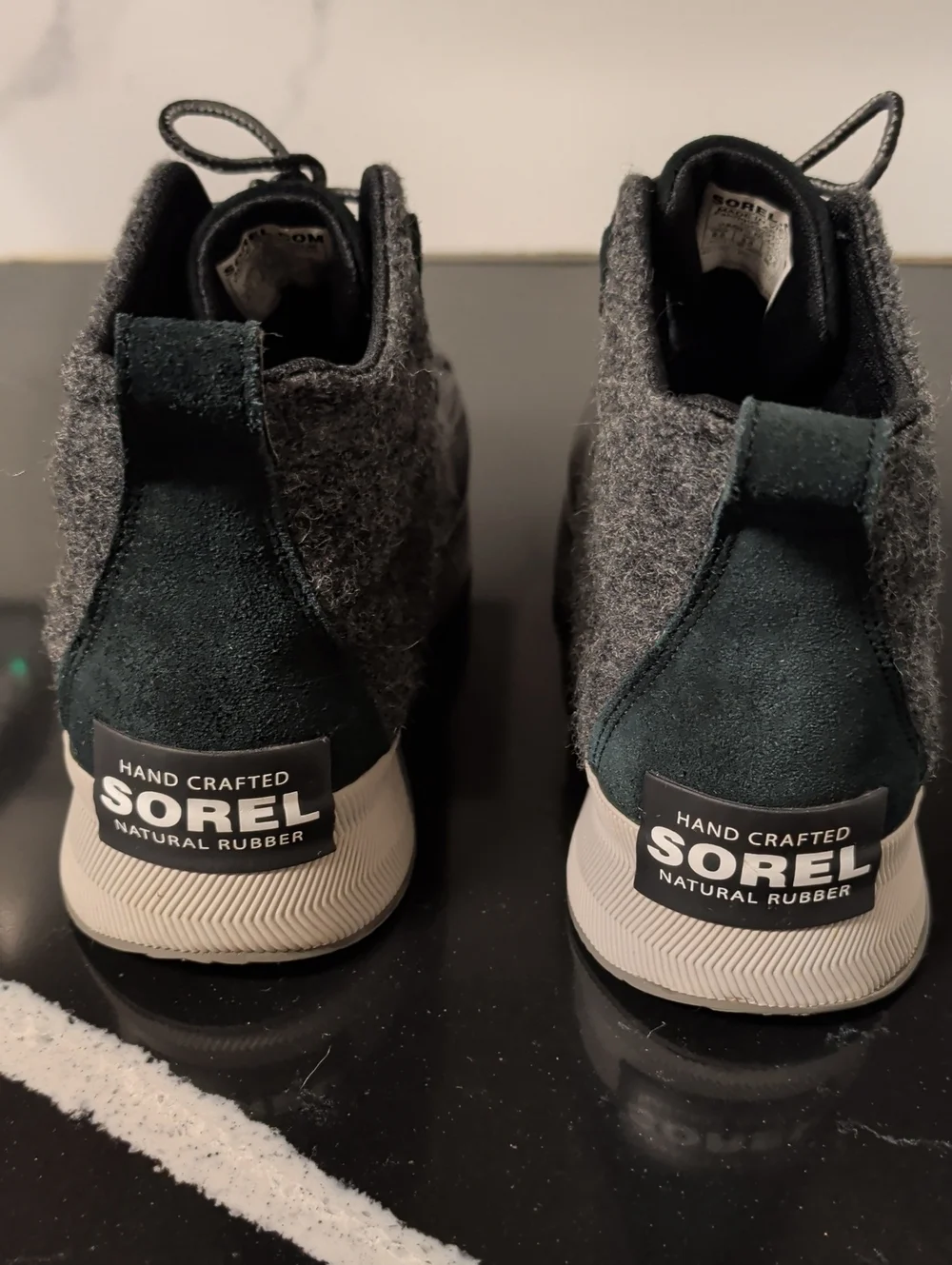 Sorel Out N About III Duck Boots Size 8.5 Used Great MSRP $130